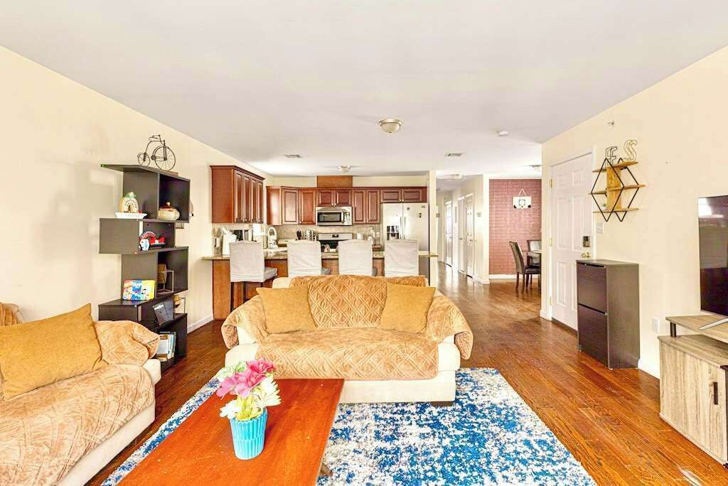 Photo of Bedroom in Newark