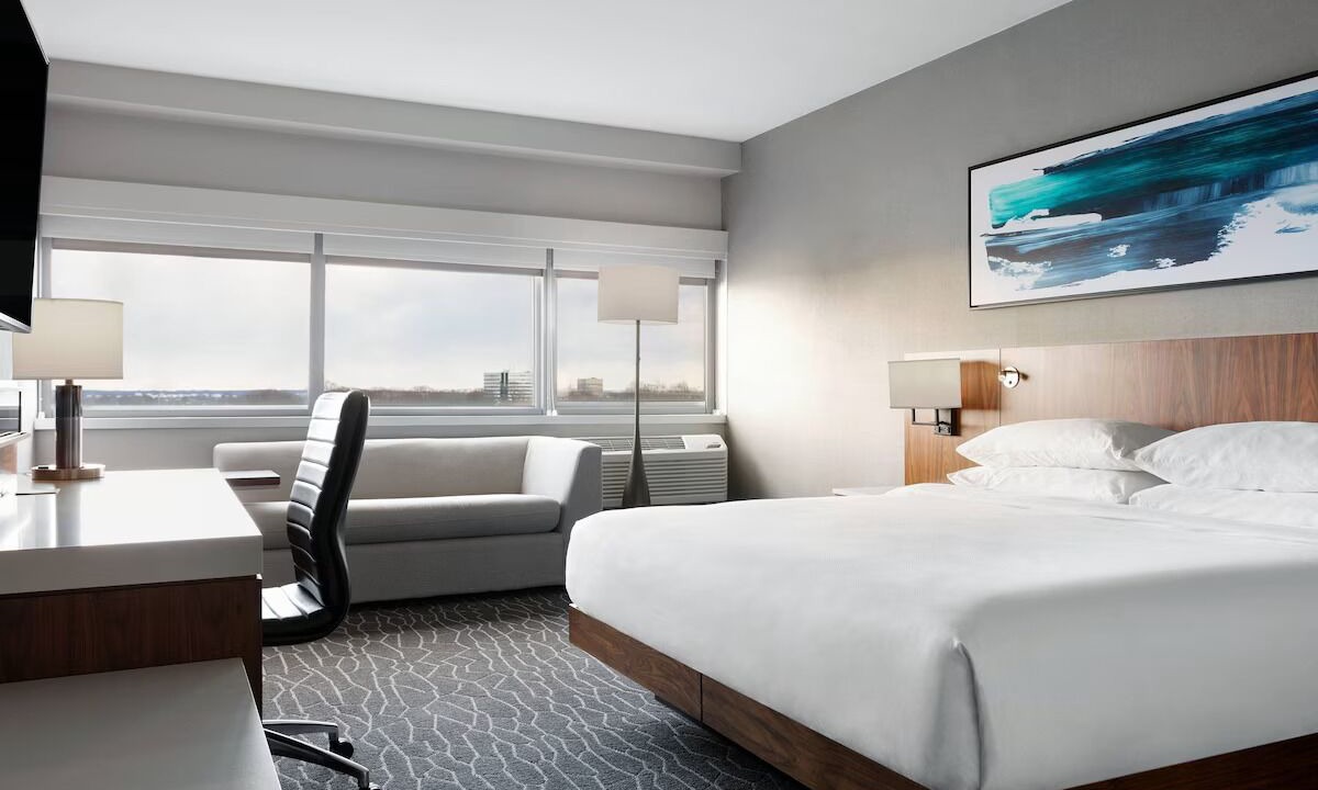 Photo of Bedroom in Iselin
