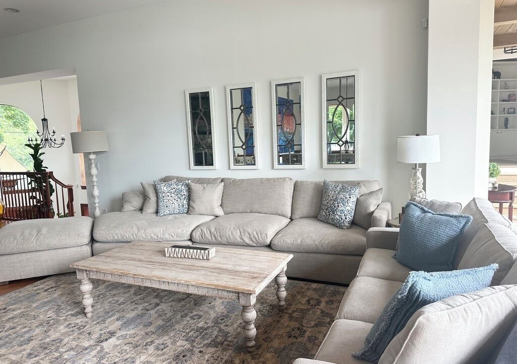 Photo of Livingroom in Verplanck