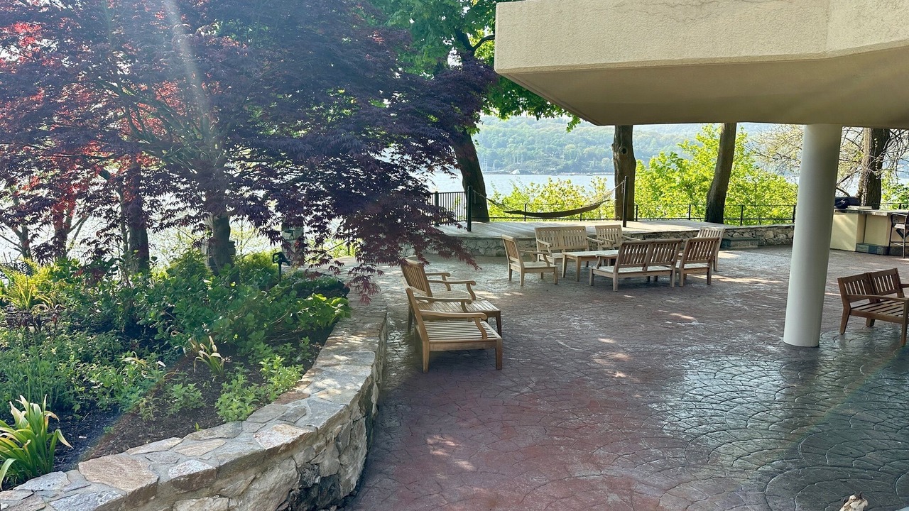 Photo of Outdoor in Verplanck