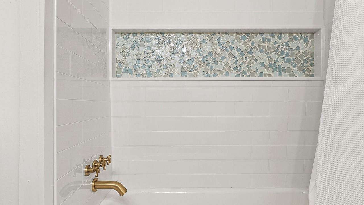 Photo of Bathroom in Joffre
