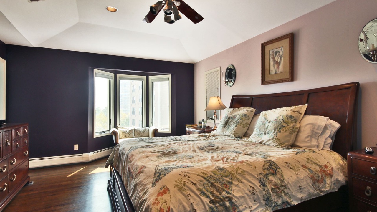 Photo of Bedroom in Bulls Ferry and Jacob's Ferry