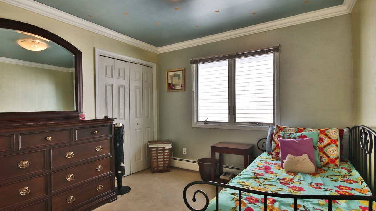 Photo of Bedroom in Bulls Ferry and Jacob's Ferry