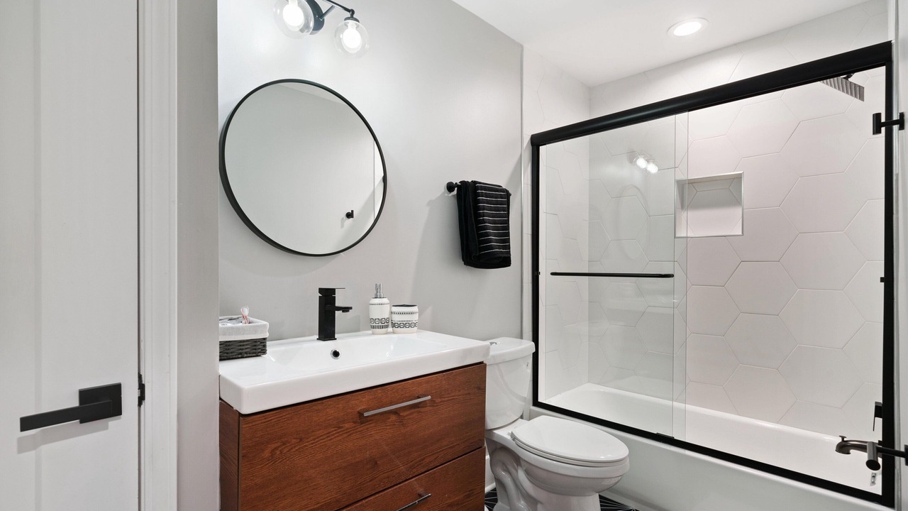 Photo of Bathroom in New Pathways