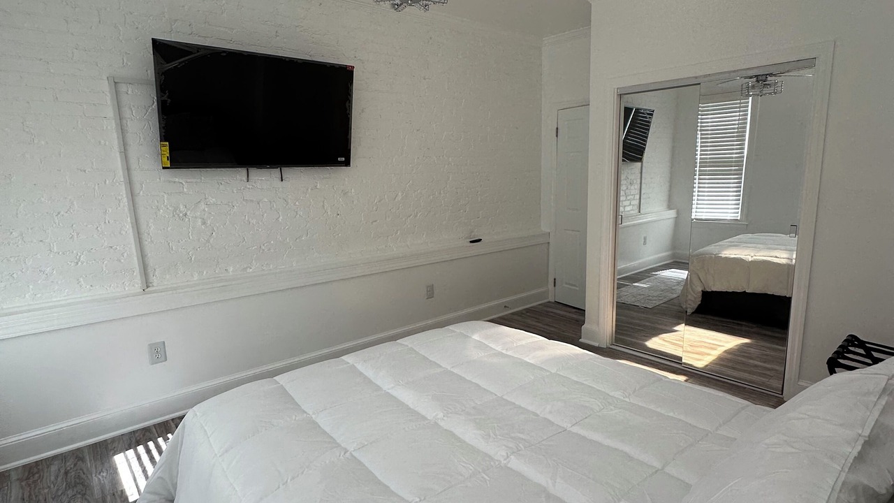 Photo of Bedroom in Mount Vernon Square