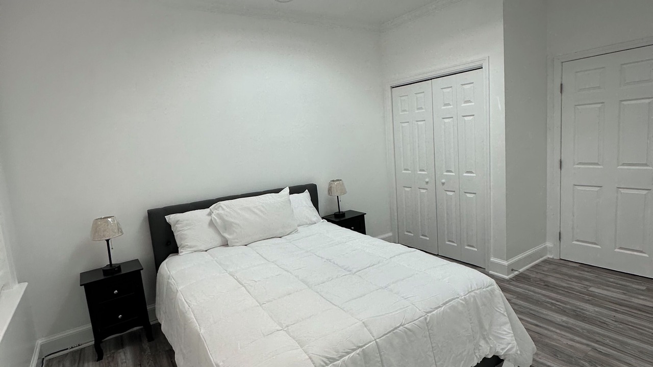 Photo of Bedroom in Mount Vernon Square