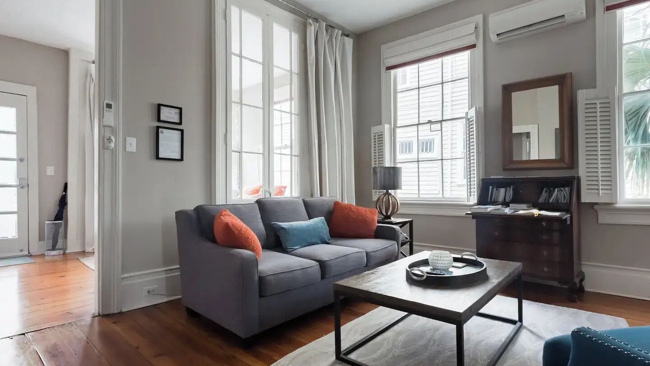 Photo of Livingroom in Harleston Village