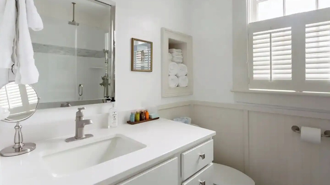 Photo of Bathroom in Harleston Village