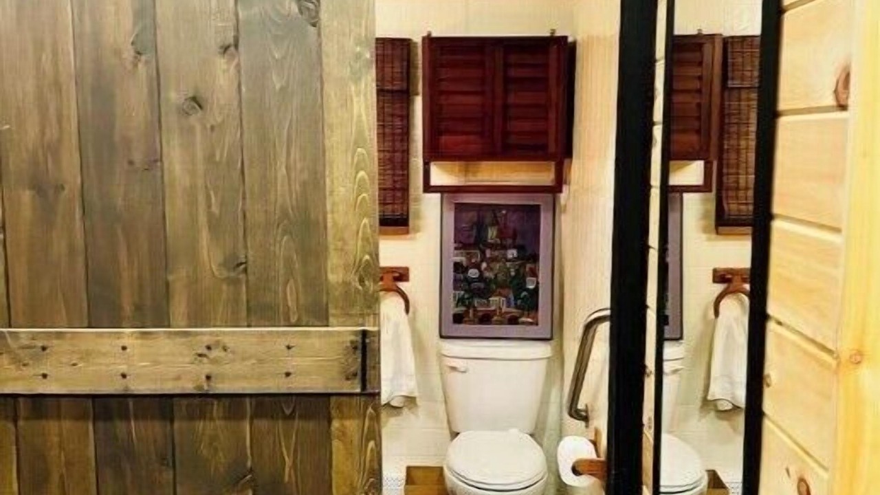 Photo of Bathroom in Smallwood
