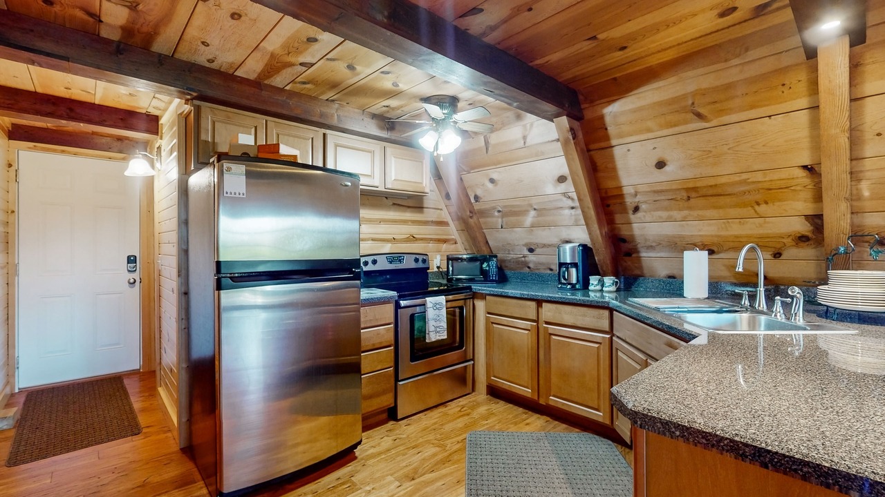 Photo of Kitchen in Flat Hollow Marina