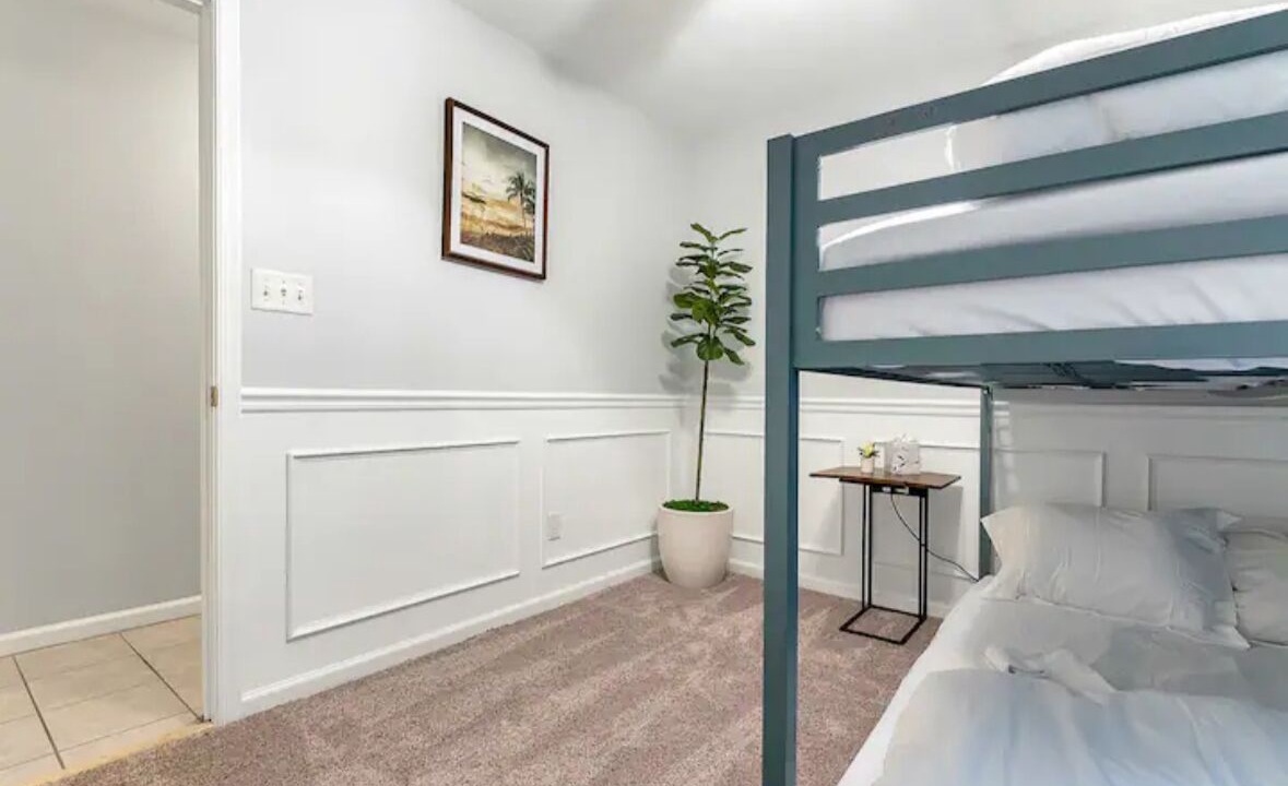Photo of Bedroom in Chic's Beach