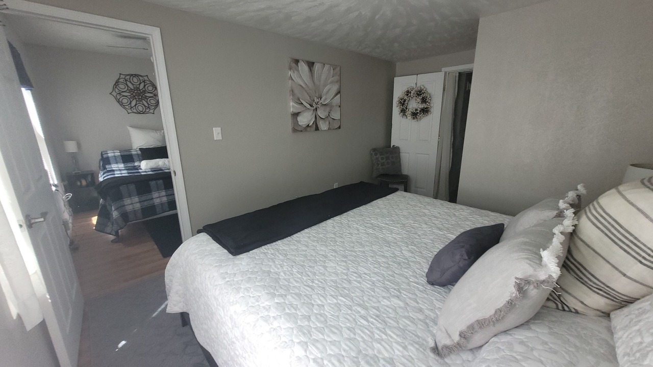 Photo of Bedroom in Dale
