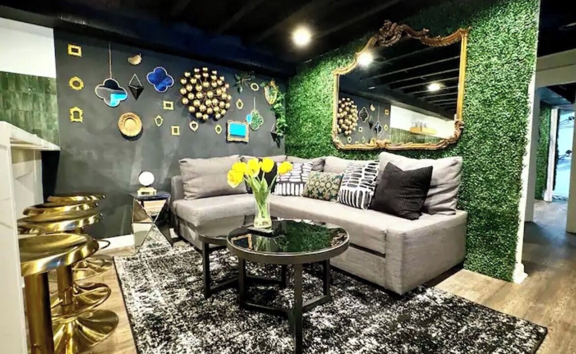 Photo of Livingroom in Downtown Baltimore