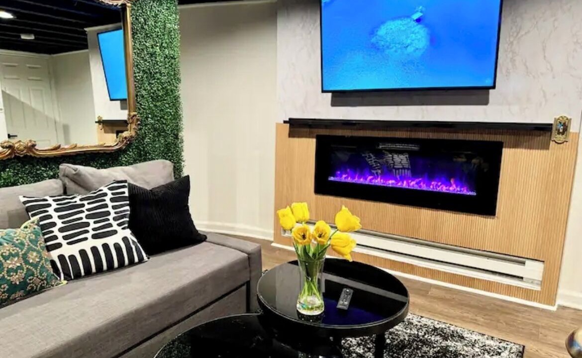 Photo of Livingroom in Downtown Baltimore