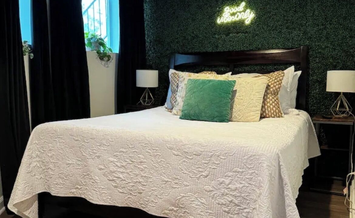 Photo of Bedroom in Downtown Baltimore