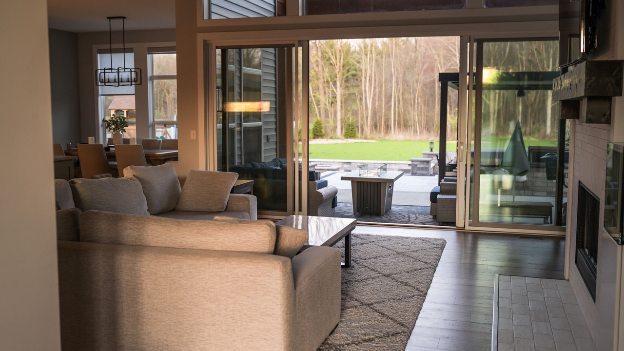 Photo of Livingroom in Columbia Township