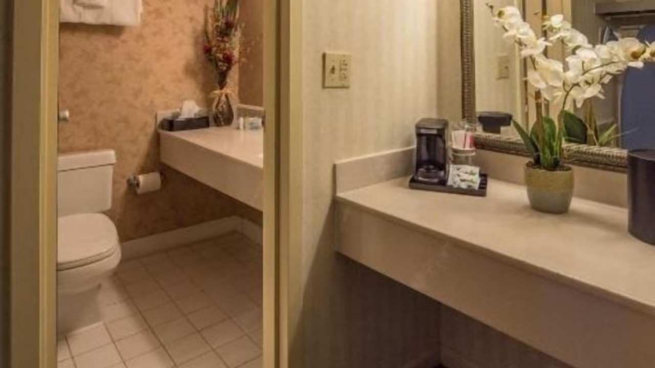 Photo of Bathroom in Cheat Lake