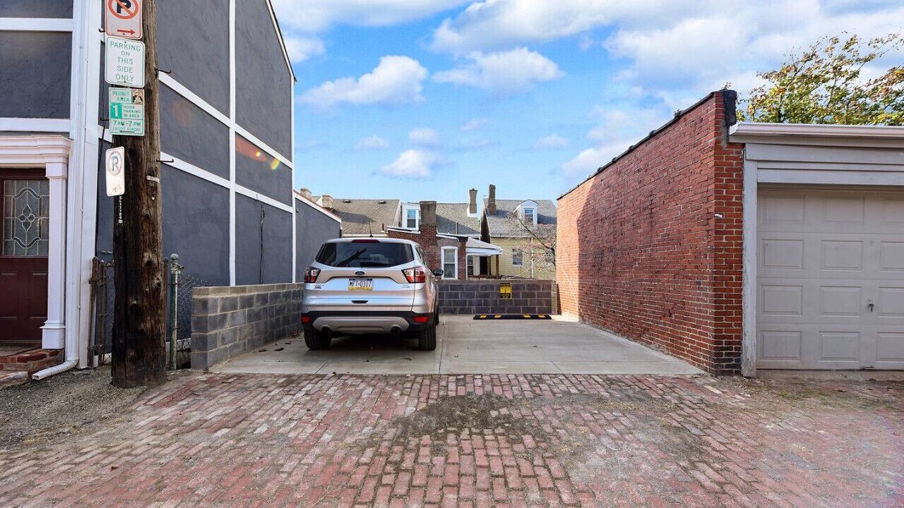 Photo of Outdoor in Bloomfield