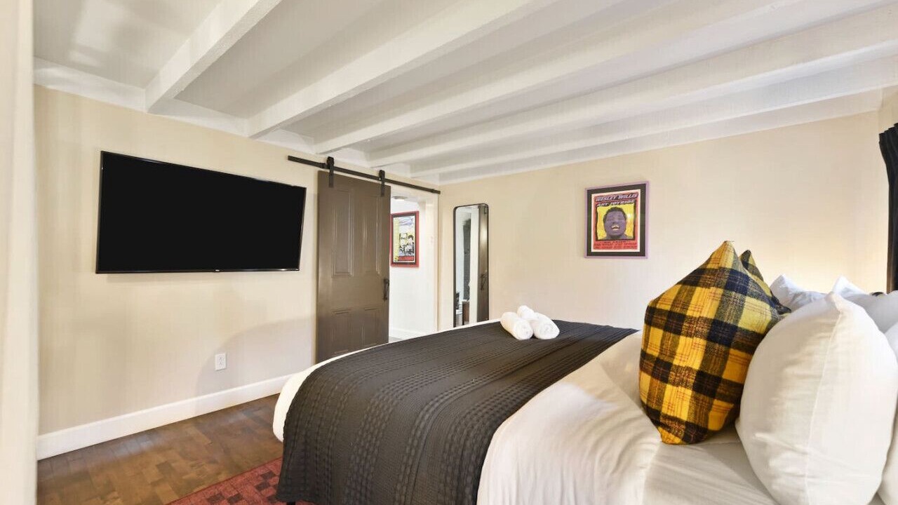Photo of Bedroom in Central Northside