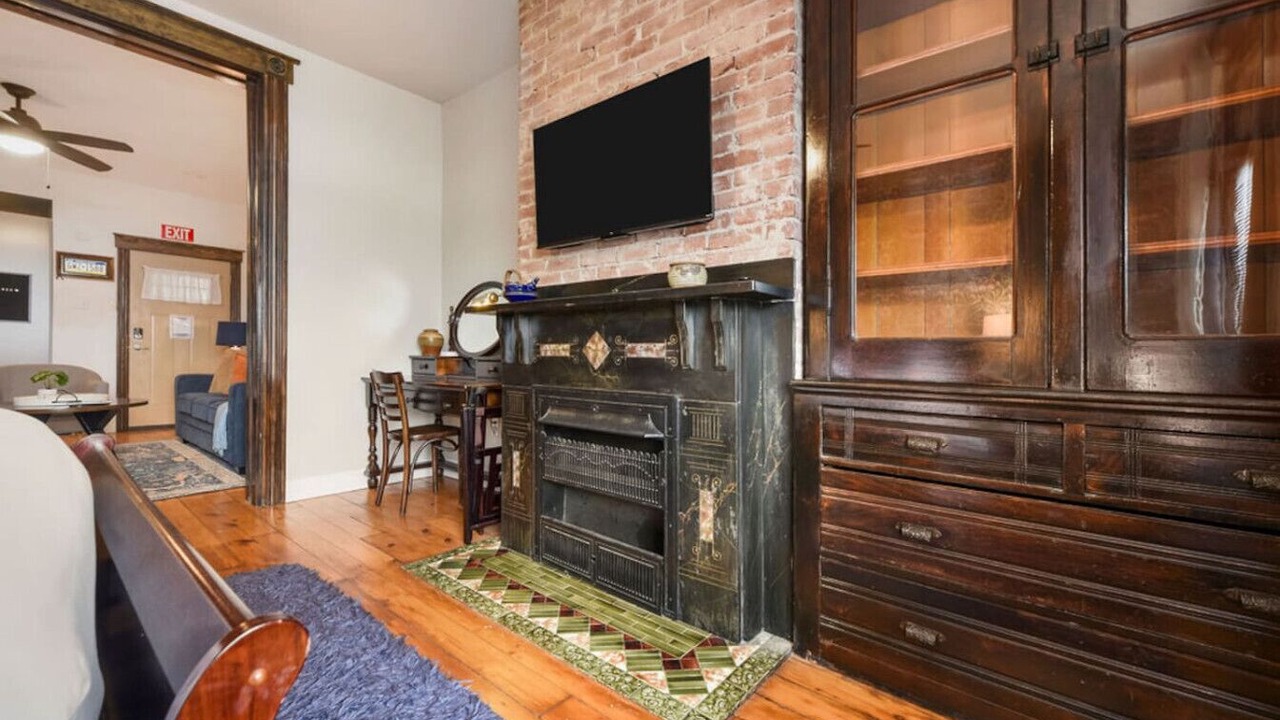 Photo of Livingroom in Millvale