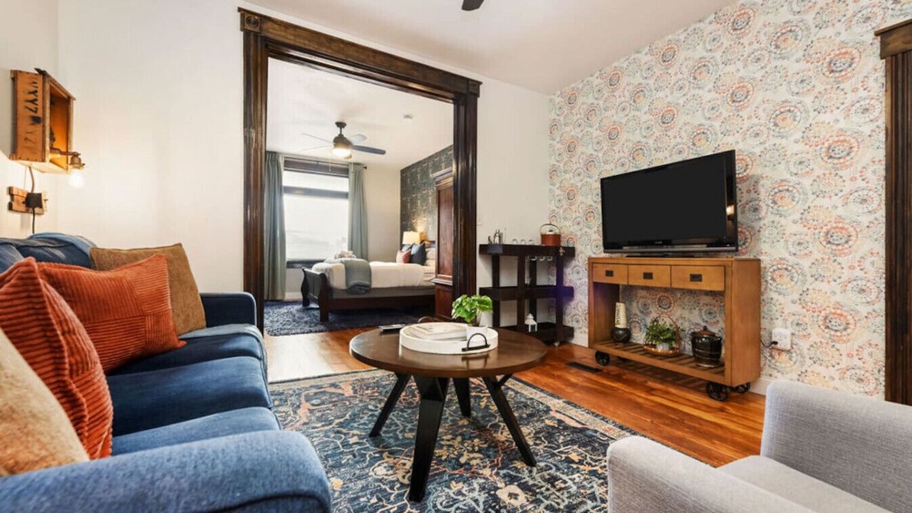 Photo of Livingroom in Millvale