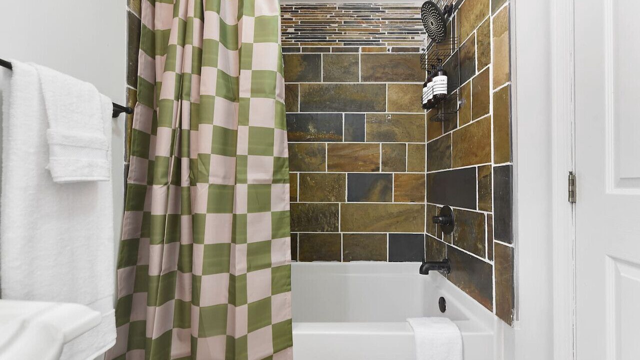 Photo of Bathroom in East Allegheny