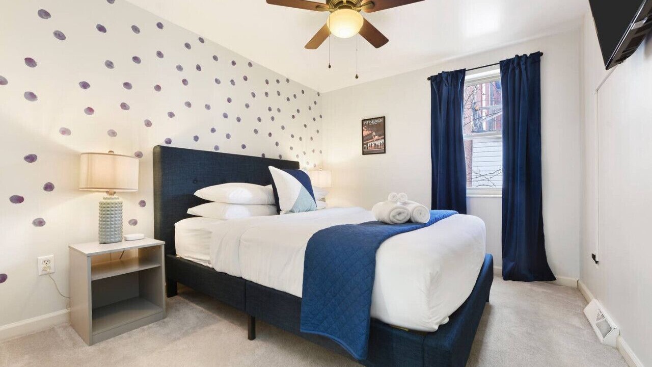 Photo of Bedroom in East Allegheny
