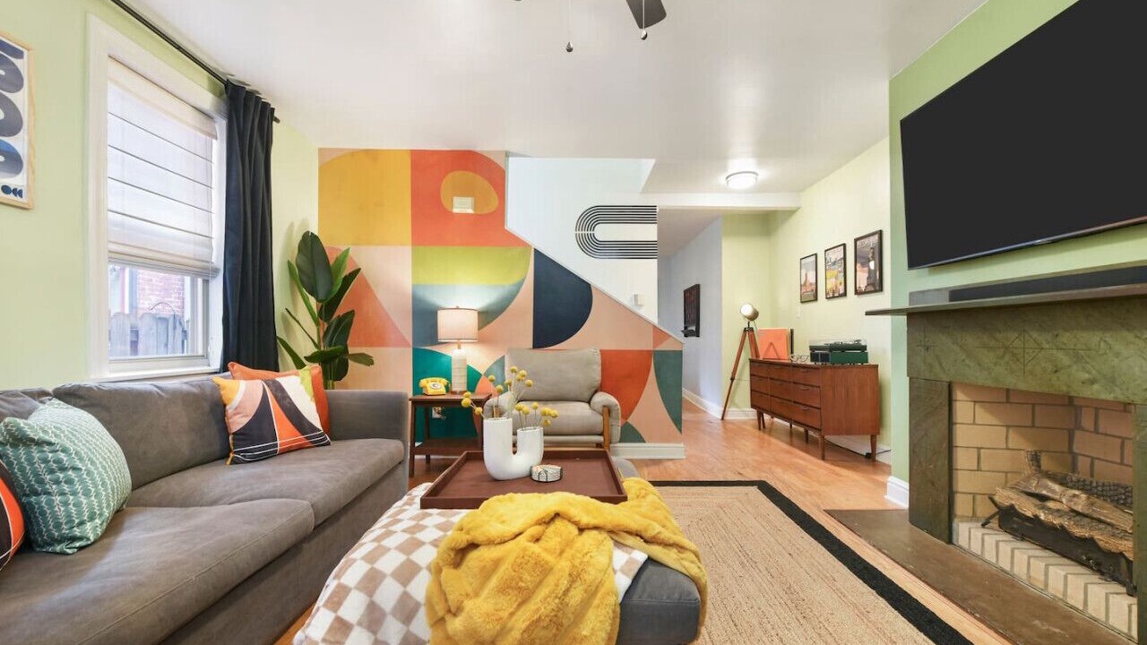 Photo of Livingroom in East Allegheny