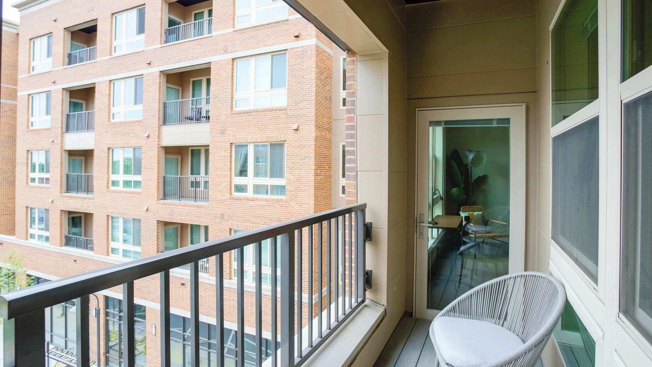 Photo of Outdoor in Jefferson Manor