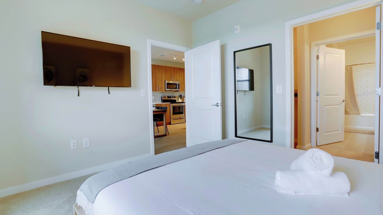 Photo of Bedroom in Jefferson Manor