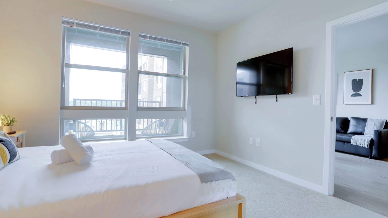 Photo of Bedroom in Jefferson Manor