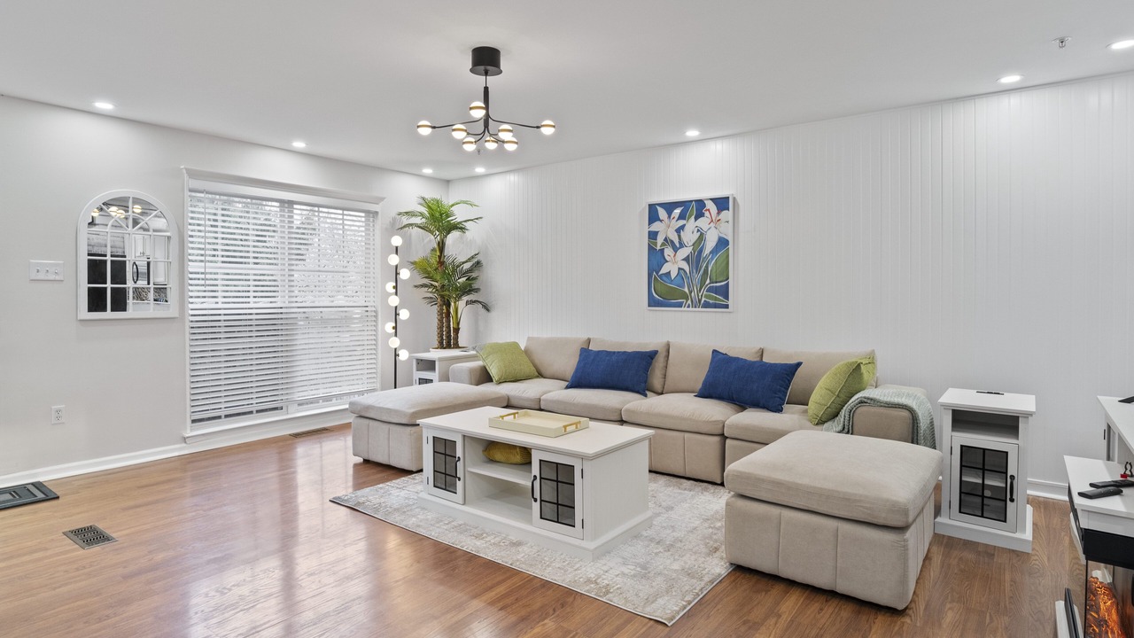 Photo of Livingroom in Owings Mills