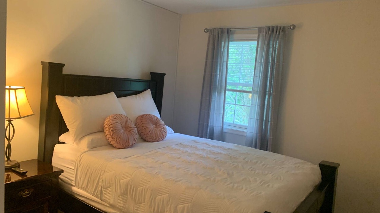 Photo of Bedroom in Elizabethtown