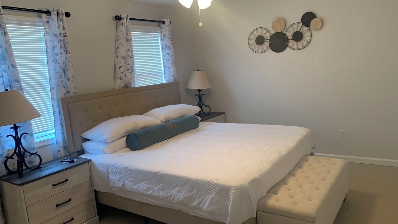 Photo of Bedroom in Elizabethtown