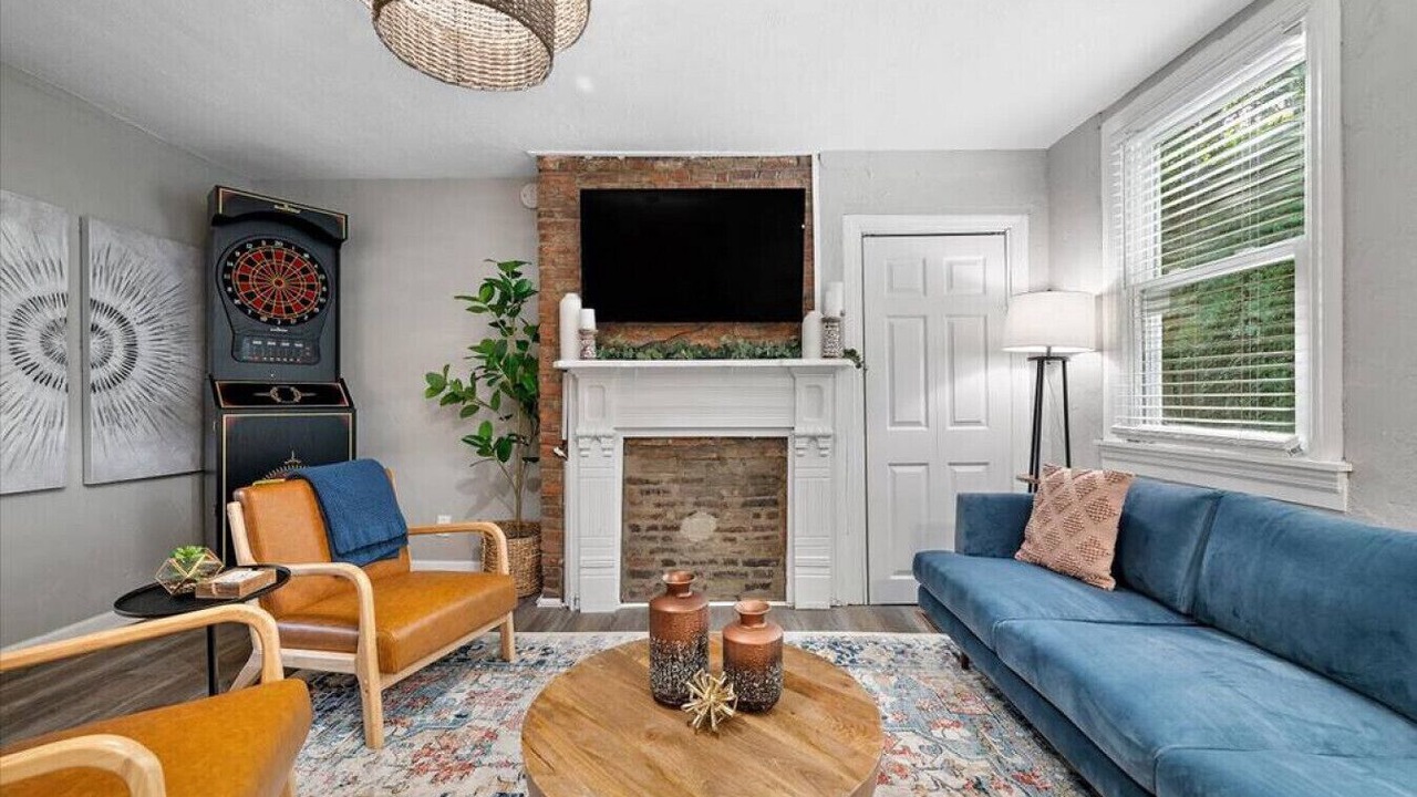 Photo of Livingroom in South Side Flats