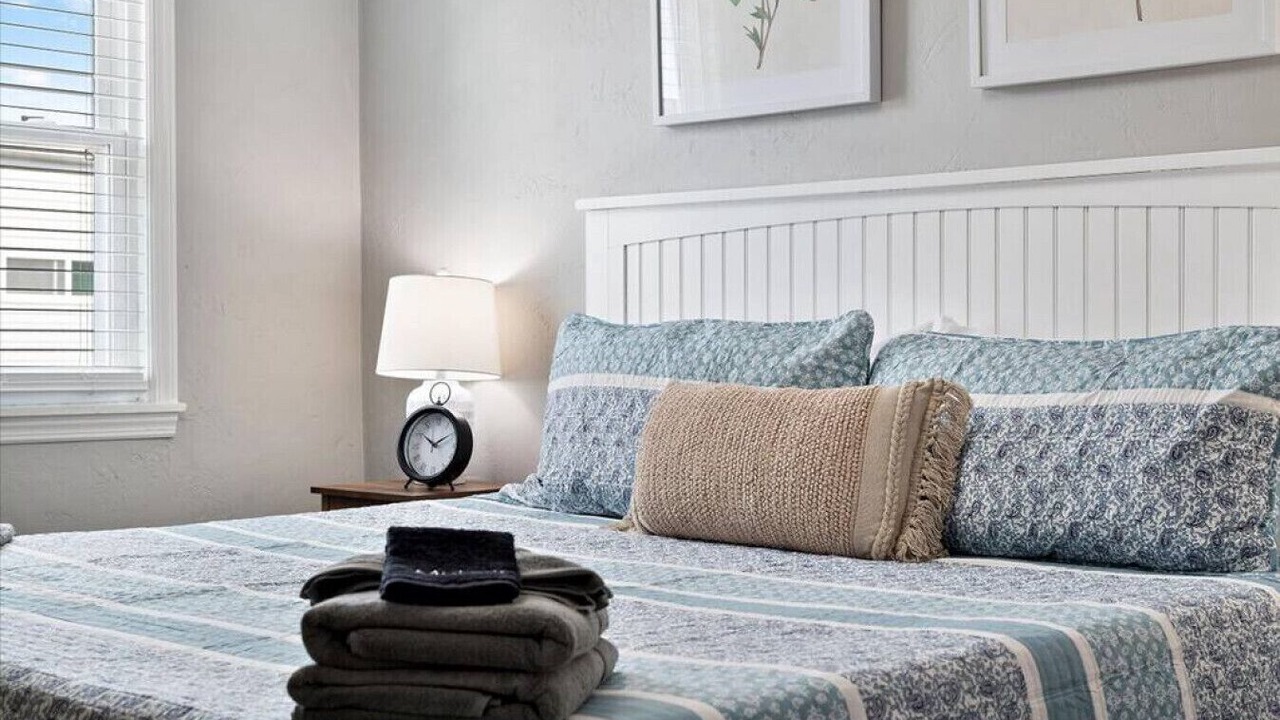 Photo of Bedroom in South Side Flats