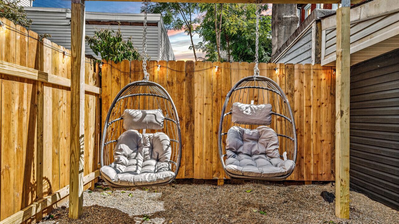 Photo of Outdoor in South Side Flats