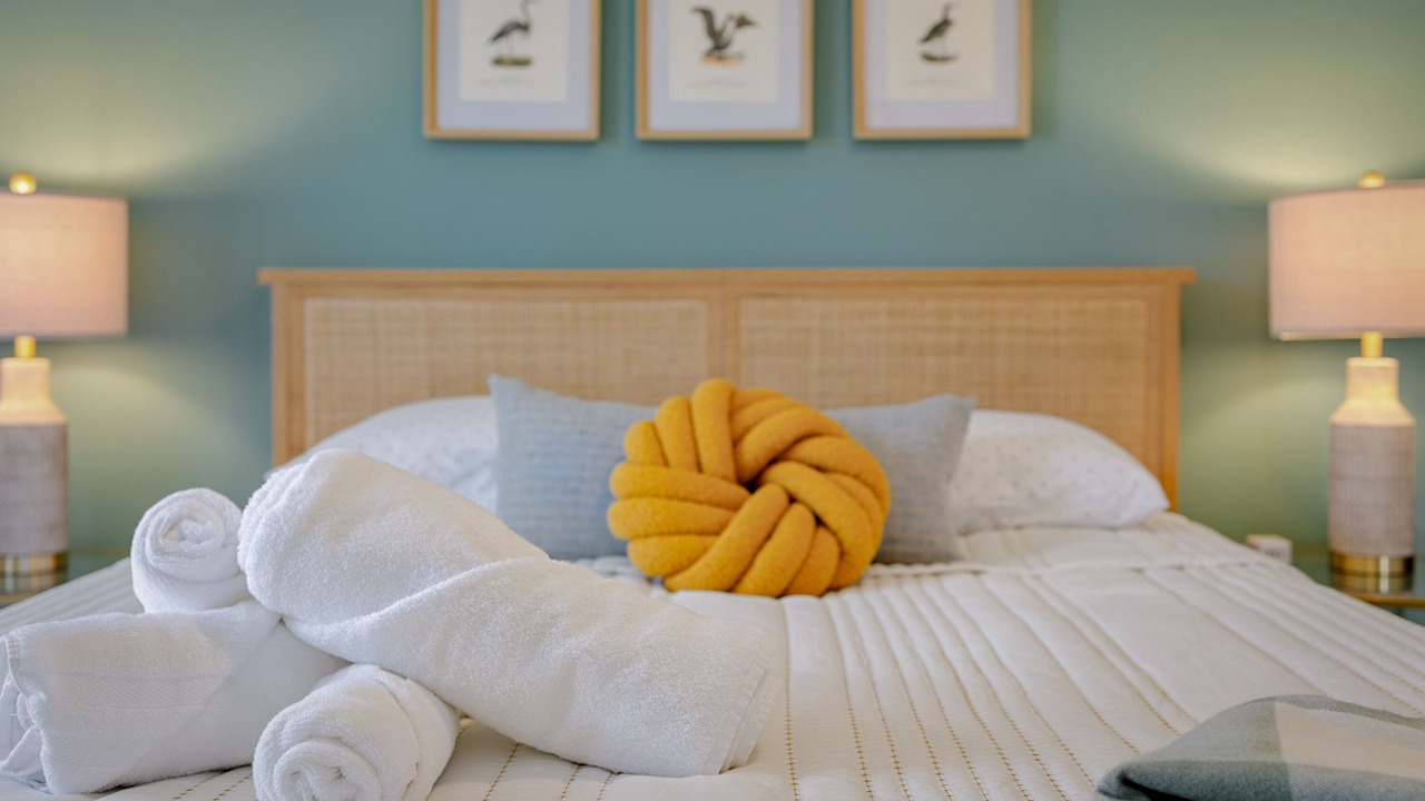 Photo of Bedroom in Issue