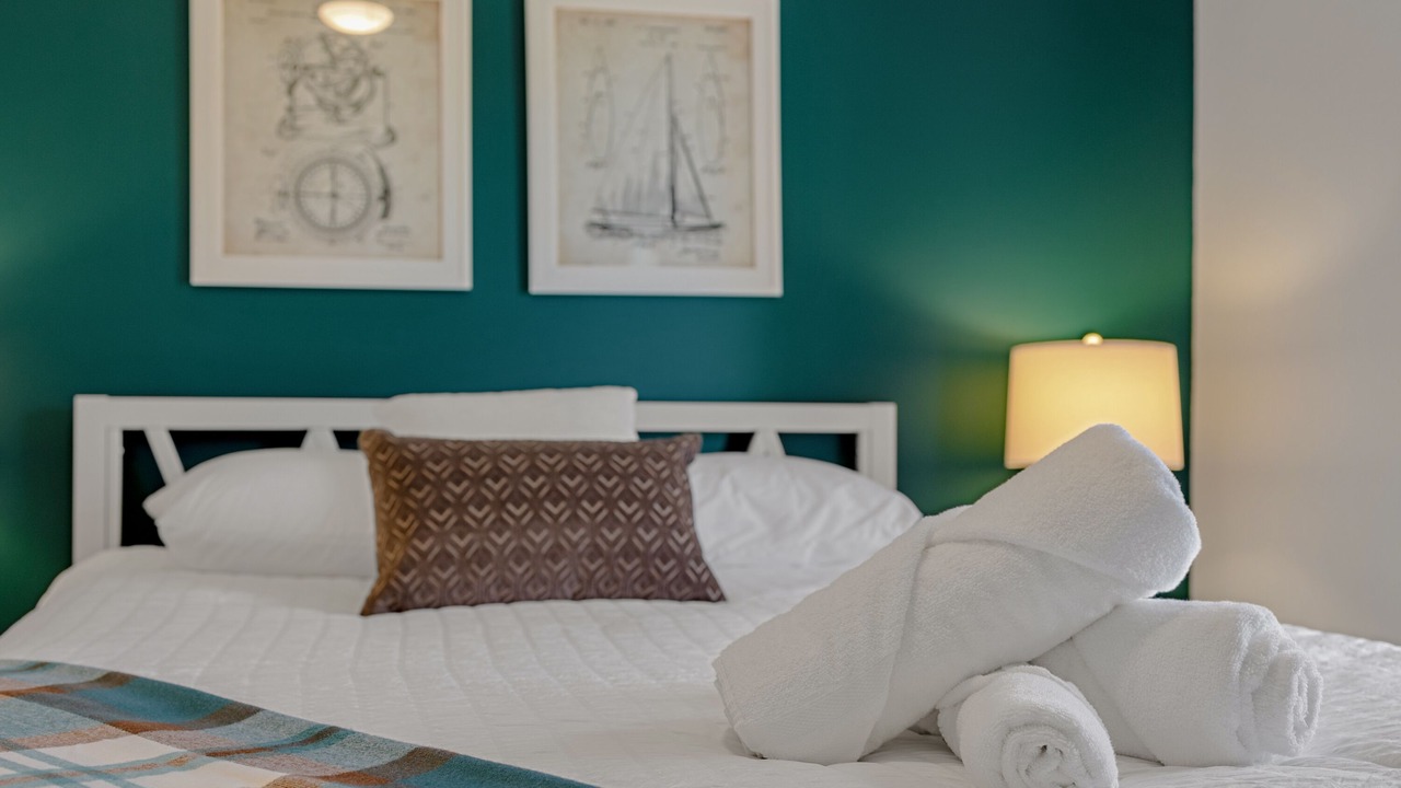 Photo of Bedroom in Issue
