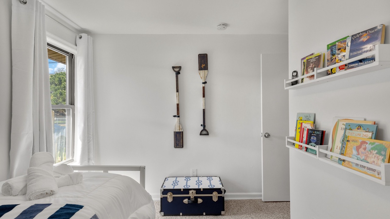 Photo of Bedroom in Issue