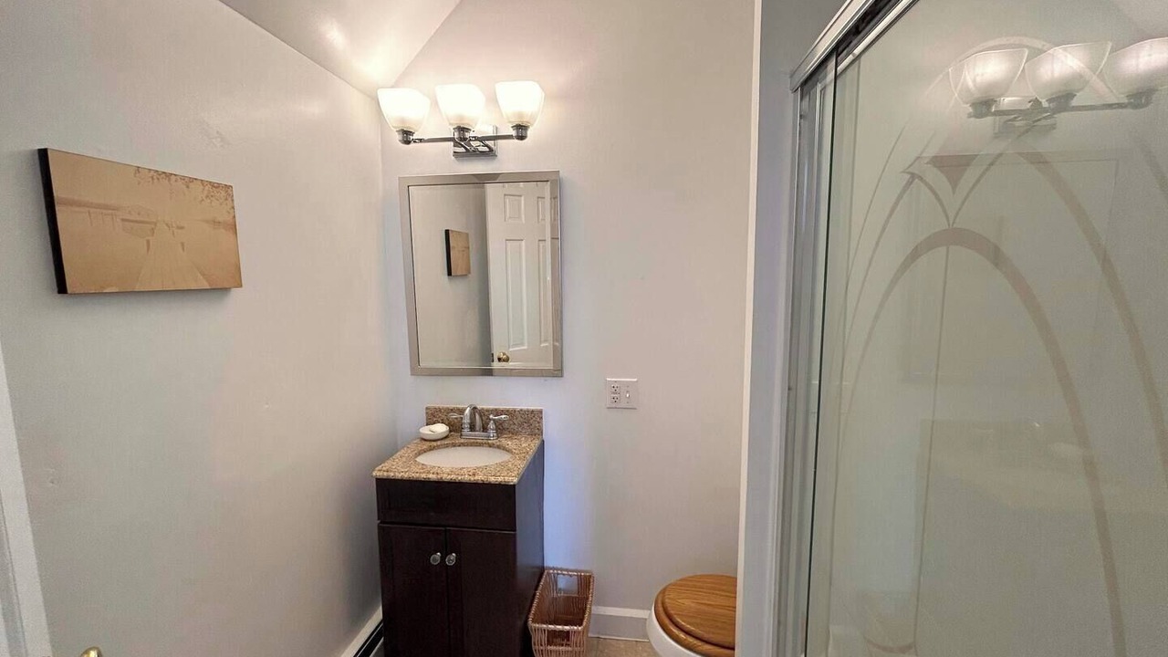 Photo of Bathroom in Unionville