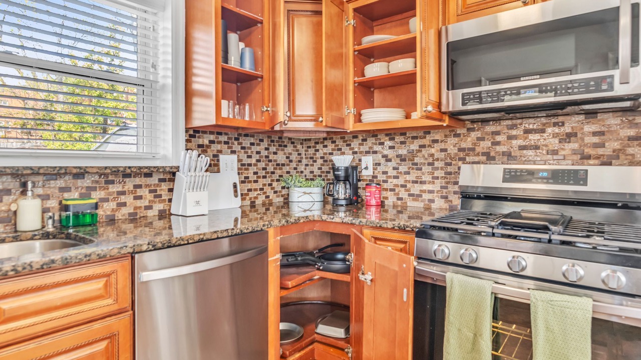 Photo of Kitchen in Seminary Hill
