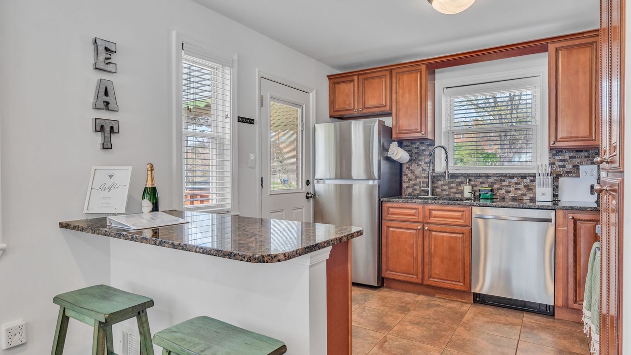 Photo of Kitchen in Seminary Hill