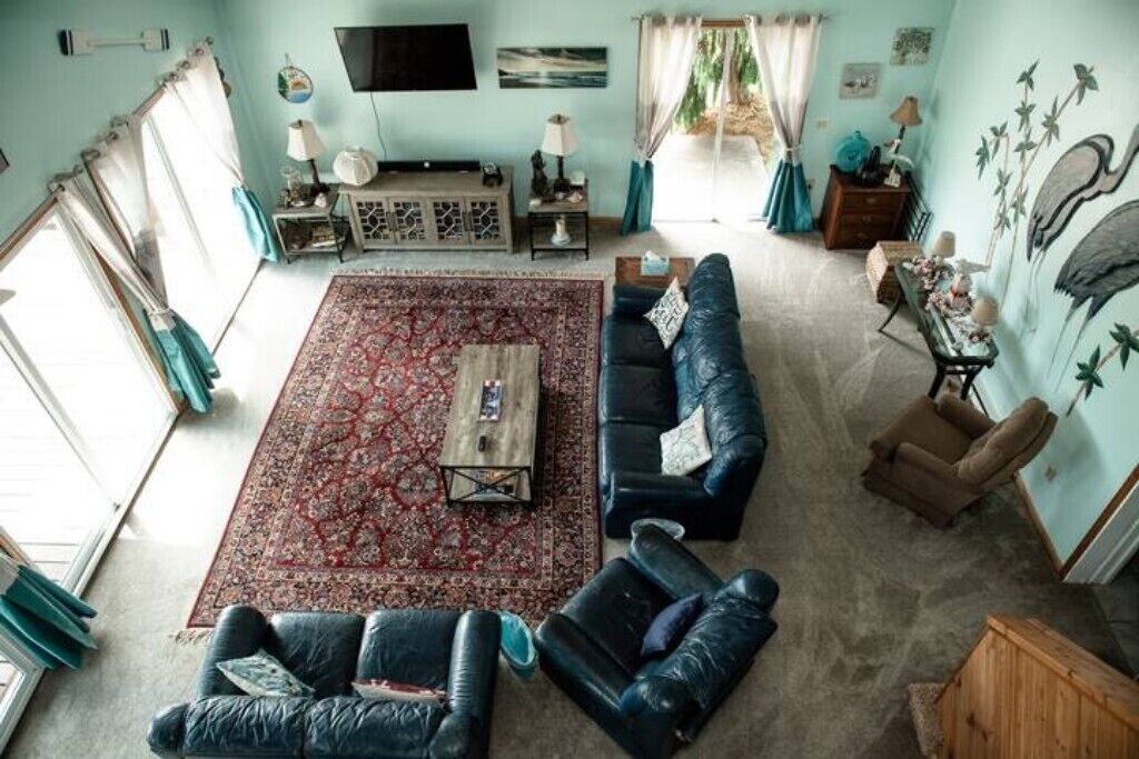 Photo of Livingroom in Deerfield