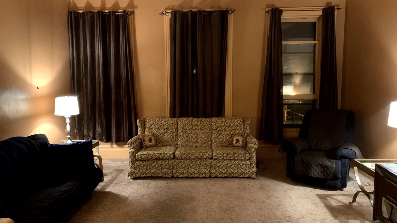 Photo of Livingroom in Warren