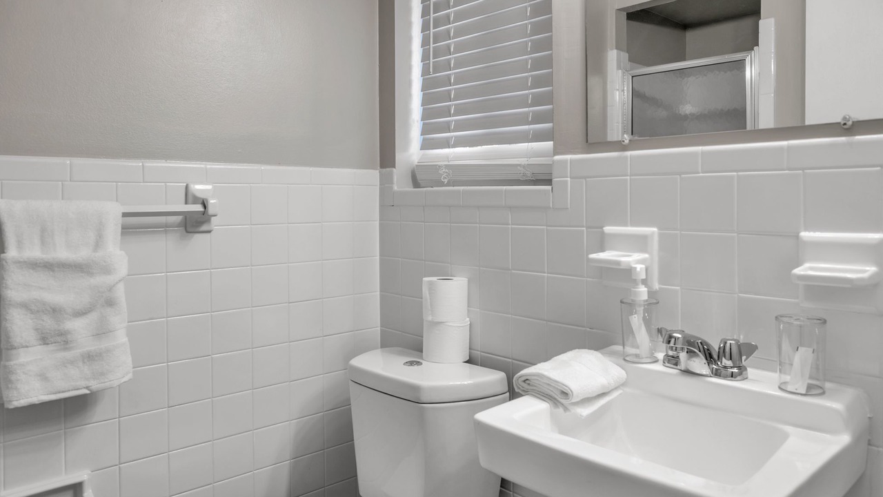 Photo of Bathroom in Edgemoor