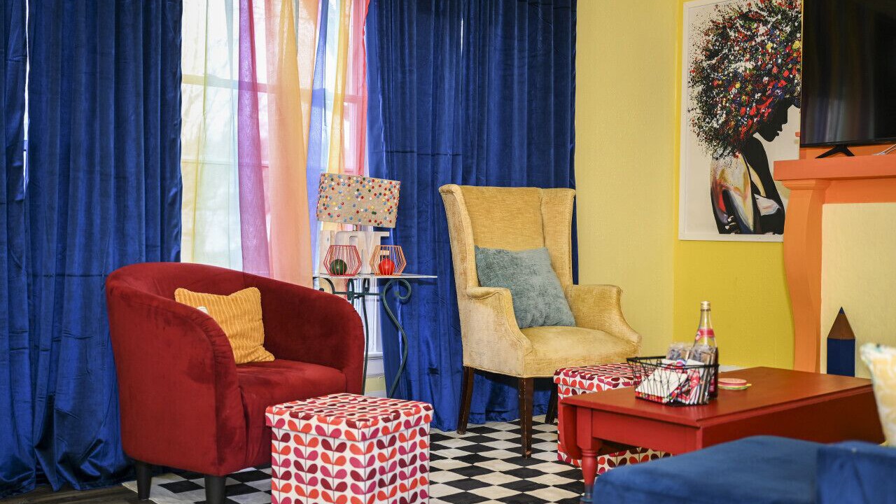 Photo of Livingroom in East Cleveland