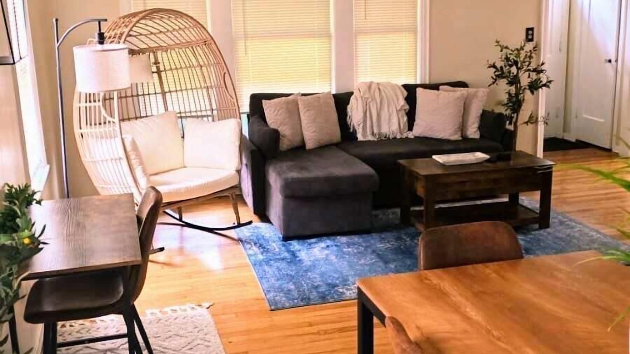 Photo of Livingroom in Cleveland Heights