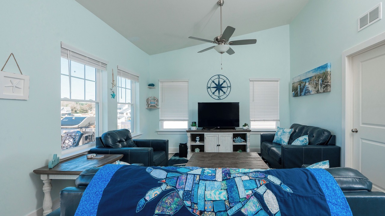 Photo of Livingroom in Captain's Cove