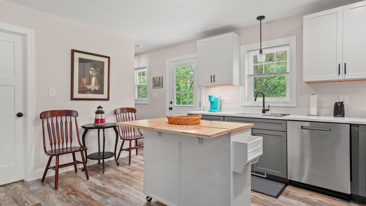 Photo of Kitchen in Deep Hole